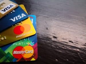 Cartão de crédito com nome sujo